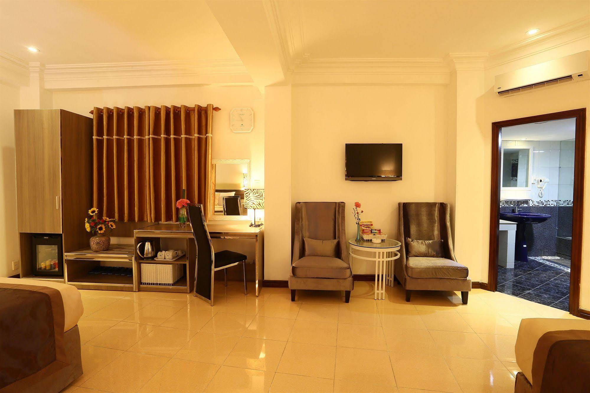 A25 Hotel - 14 Pho Duc Chinh Ho Şi Min Exterior foto