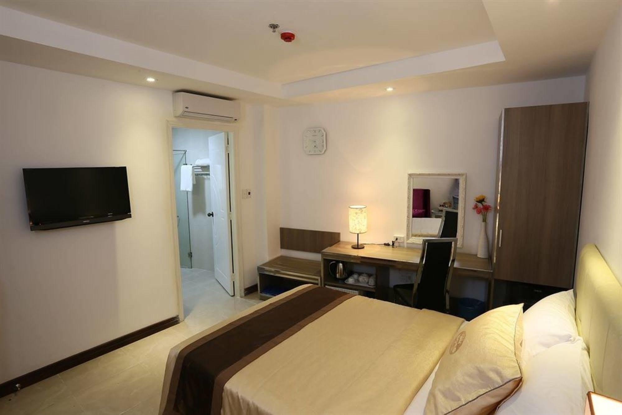 A25 Hotel - 14 Pho Duc Chinh Ho Şi Min Exterior foto