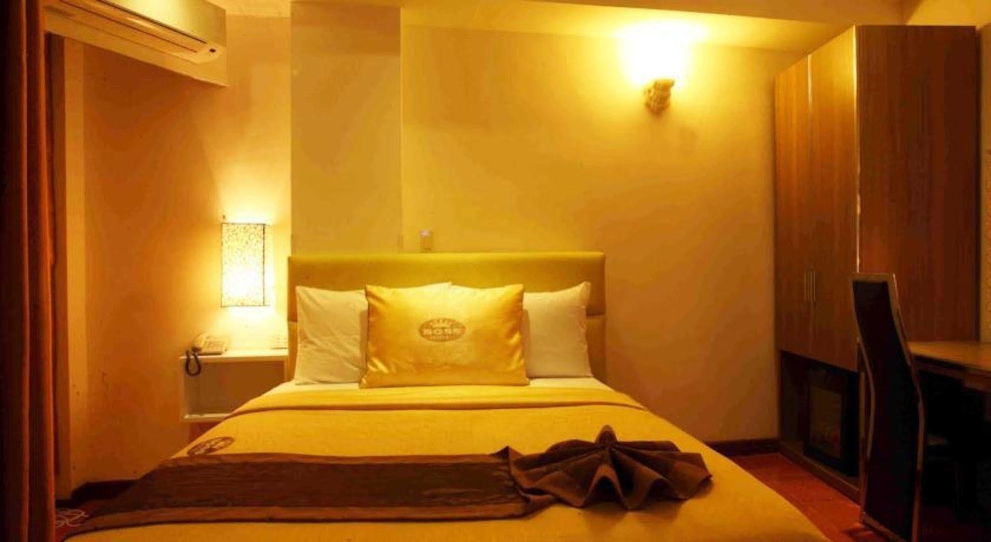 A25 Hotel - 14 Pho Duc Chinh Ho Şi Min Exterior foto